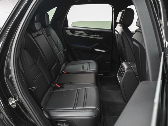 2024 Porsche Cayenne III Рестайлинг, чёрный, 16350000 рублей - вид 8