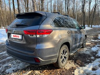 2019 Toyota Highlander III (XU50) Рестайлинг, серый, 3070000 рублей, вид 5