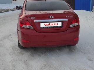 2012 Hyundai Solaris I, красный, 550000 рублей, вид 3
