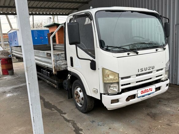 2017 Isuzu Elf (N-series), белый, 1400000 рублей - вид 3