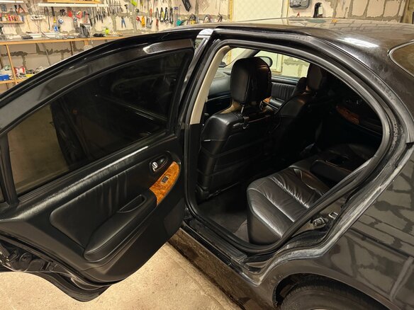 2005 Nissan Maxima V (A33), чёрный, 550000 рублей - вид 11