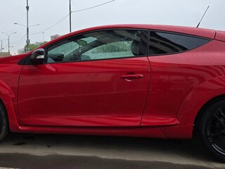 2012 Renault Megane RS III, красный, 1600000 рублей, вид 4