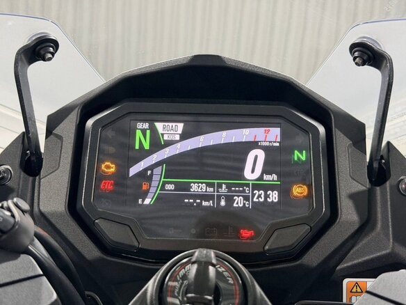 2023 Kawasaki Ninja 1000 SX, зелёный, 1280000 рублей - вид 3