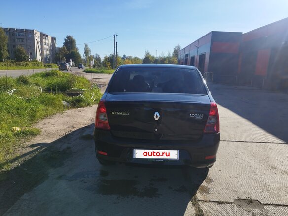 2010 Renault Logan I Рестайлинг, чёрный, 275000 рублей - вид 2