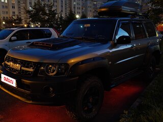 2008 Nissan Patrol V (Y61) Рестайлинг, серебристый, 2700000 рублей, вид 1