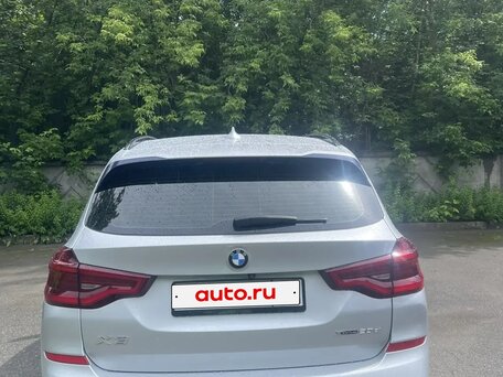 2020 BMW X3 20d xDrive III (G01), серебристый, 4200000 рублей, вид 5