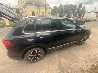 2019 Volkswagen Tiguan II, чёрный, 2150000 рублей, вид 5