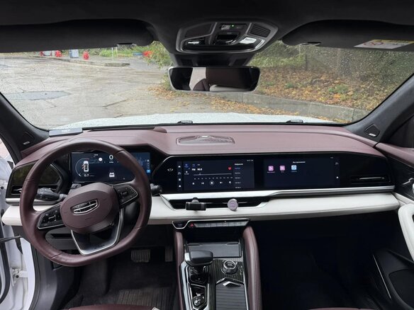 2023 Geely Monjaro (Xingyue L) I, белый, 3070000 рублей - вид 5