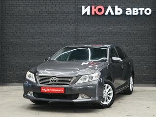 2012 Toyota Camry VII (XV50), серый, 1710000 рублей, вид 1
