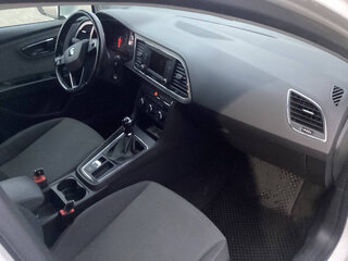 2019 SEAT Leon III Рестайлинг, белый, 1700000 рублей, вид 4