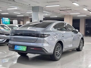 2025 BYD Seal 05 15.87 kWh, серый, 2650000 рублей, вид 4