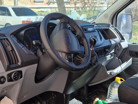 2017 Ford Transit, серебристый, 2700000 рублей, вид 3