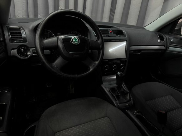2011 Skoda Octavia II (A5) Рестайлинг, серый - вид 7