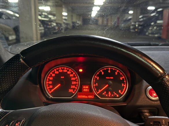 2006 BMW 1 серии 130i I (E81/E82/E87/E88), чёрный, 1600000 рублей - вид 7
