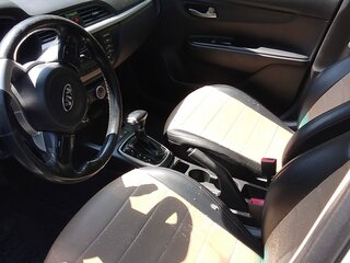 2017 Kia Rio IV, бежевый, 950000 рублей, вид 2