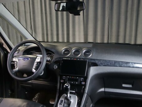 2013 Ford Galaxy II Рестайлинг, зелёный, 1399000 рублей, вид 5
