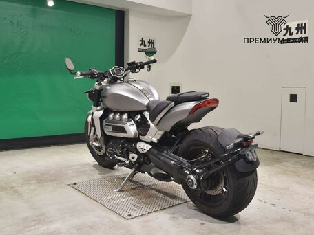 2024 Triumph Rocket 3, чёрный, 2327000 рублей, вид 5