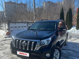 2015 Toyota Land Cruiser Prado 150 Series Рестайлинг 1, чёрный, 3900000 рублей, вид 1