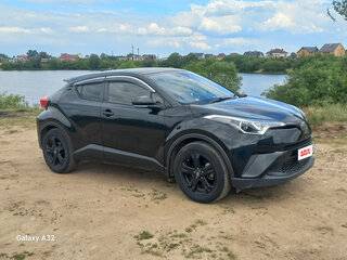 2018 Toyota C-HR I, чёрный, 1830000 рублей, вид 3