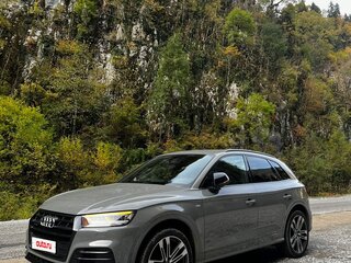 2018 Audi Q5 II (FY), серый, 4099000 рублей, вид 1