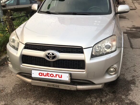 2010 Toyota RAV4 III (XA30), серебристый, 1900000 рублей