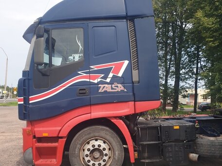 2003 Iveco Stralis, синий, 1000050 рублей, вид 3