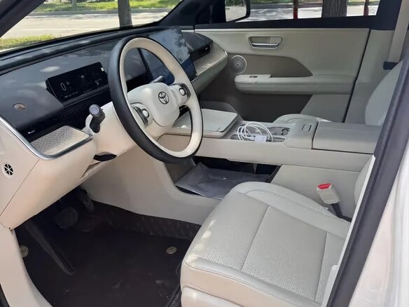2026 Toyota bZ3X 58.3 kWh, белый, 2870000 рублей - вид 11