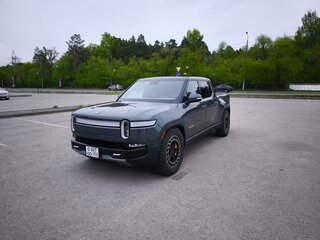 2022 Rivian R1T QM Large, серый, 8000000 рублей, вид 1