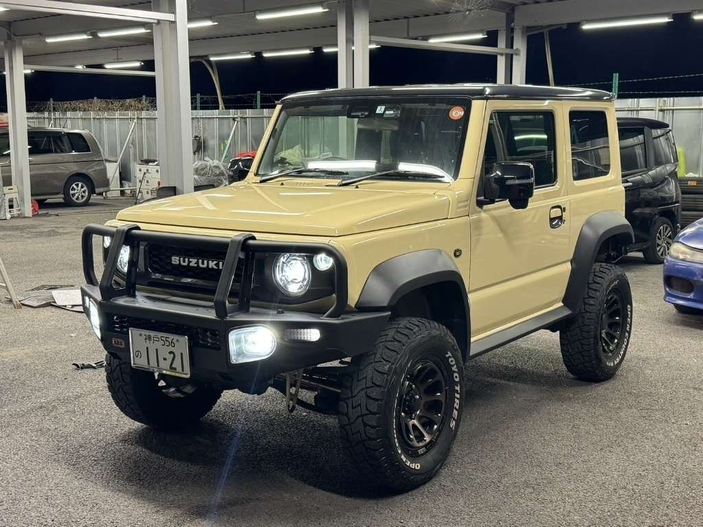 Открыть фотографии: Suzuki Jimny IV