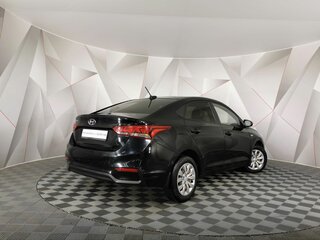 2017 Hyundai Solaris II, чёрный, 1190000 рублей, вид 2