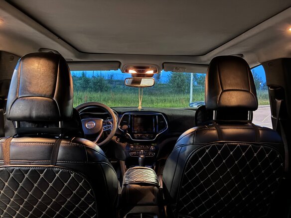 2018 Jeep Cherokee V (KL) Рестайлинг, чёрный, 2750000 рублей - вид 18