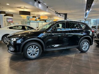 2025 Mazda CX-5 II Рестайлинг, чёрный, 4150000 рублей, вид 3