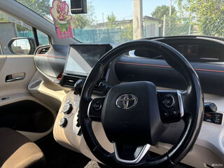 2016 Toyota Sienta II, чёрный, 1300000 рублей, вид 4