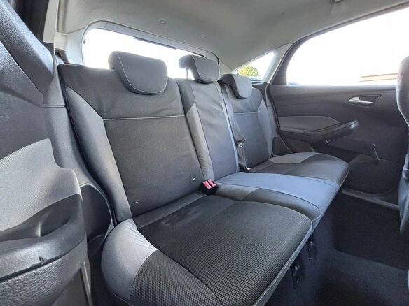 2011 Ford Focus III, коричневый, 680000 рублей - вид 11