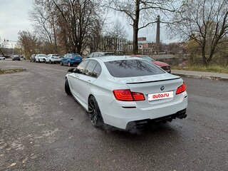 2012 BMW 5 серии 528i xDrive VI (F10/F11/F07), белый, 2190000 рублей, вид 4