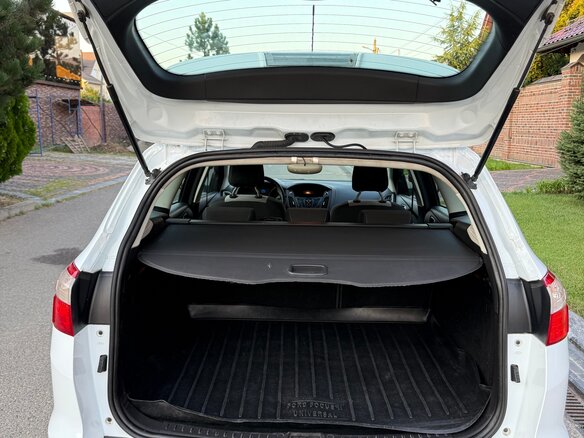 2014 Ford Focus III, белый, 890000 рублей - вид 17