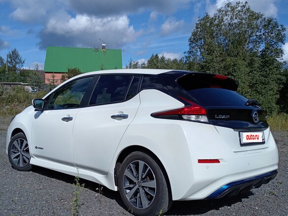 2018 Nissan Leaf II (ZE1), белый, 1850000 рублей - вид 5