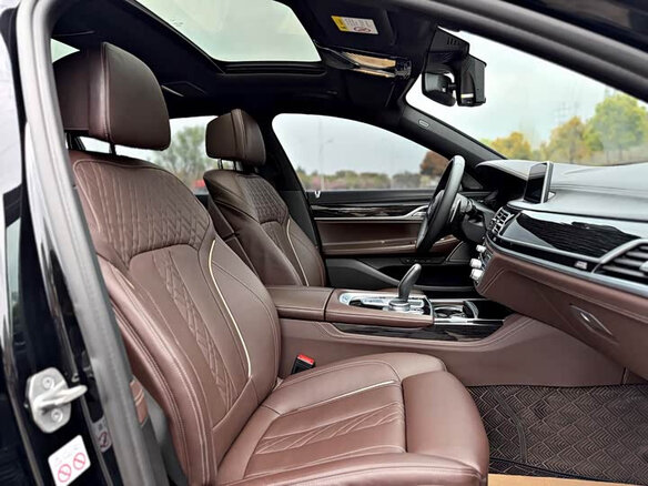 2021 BMW 7 серии 730i VI (G11/G12) Рестайлинг, чёрный, 6277926 рублей - вид 13