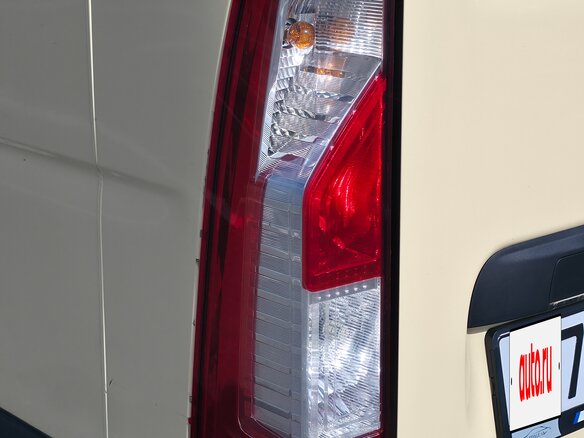 2015 Renault Master, бежевый, 1600000 рублей - вид 26