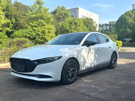 Mazda 3 IV (BP)