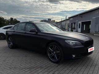 2011 BMW 7 серии Long 730Ld V (F01/F02/F04), чёрный, 2000000 рублей, вид 4