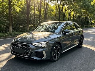 2023 Audi A3 Sportback 35 TFSI IV (8Y), серый, 2135005 рублей, вид 1