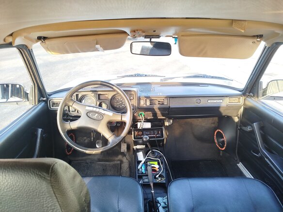 1999 Lada (ВАЗ) 2105, белый, 149000 рублей - вид 21