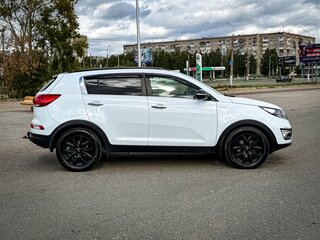 2014 Kia Sportage III Рестайлинг, белый, 1690000 рублей, вид 5