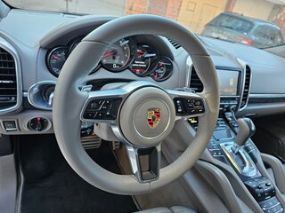 2010 Porsche Cayenne S II (958), серый, 3000000 рублей, вид 4