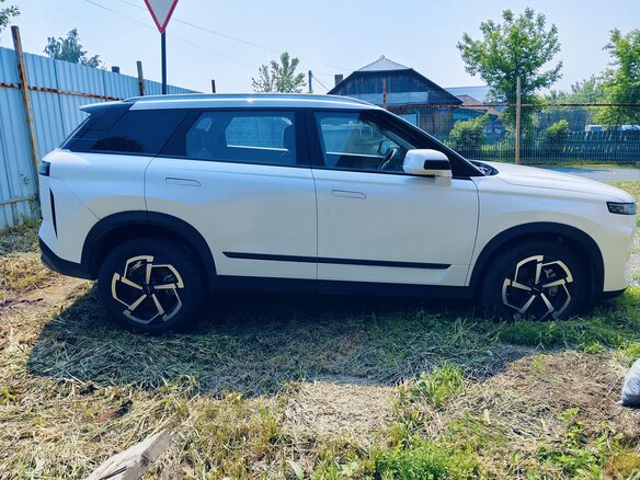 2023 Jaecoo J7 I, белый, 2800000 рублей - вид 2