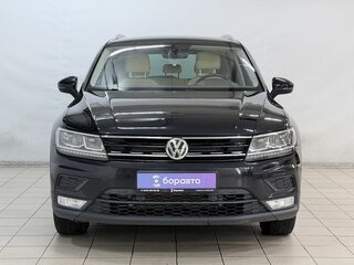 2017 Volkswagen Tiguan II, чёрный, 2180000 рублей, вид 3