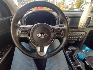 2017 Kia Sportage IV, белый, 1700000 рублей, вид 3