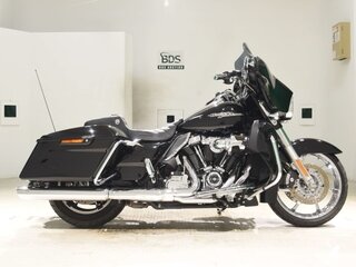 2017 Harley-Davidson Street Glide Special, чёрный, 1209000 рублей, вид 2