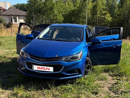 2017 Chevrolet Cruze II, синий, 860000 рублей, вид 1
